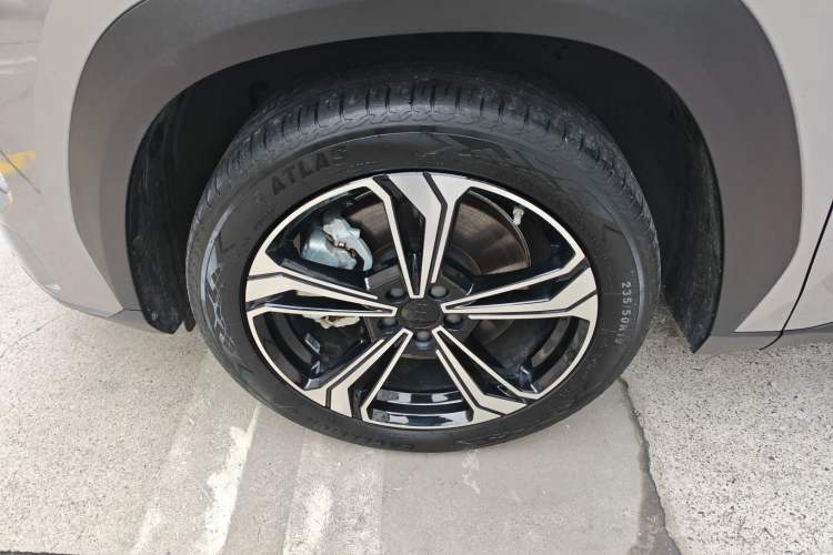 Used Geely Galaxy L7 2023 1.5T 115 km Starship