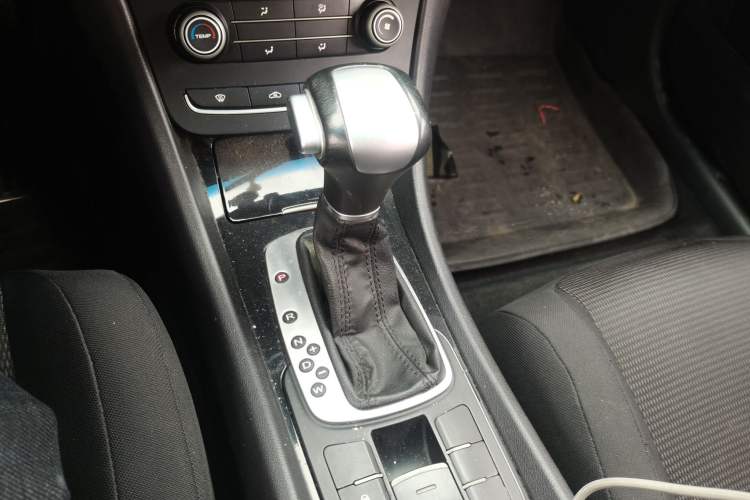 Used MG 6 2014 Hatchback 1.8L Automatic Drive Value Edition