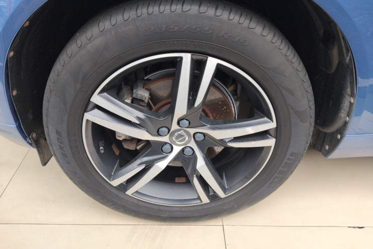 Used Volvo XC60 2018 T5 4x4 Smart & Sporty Edition