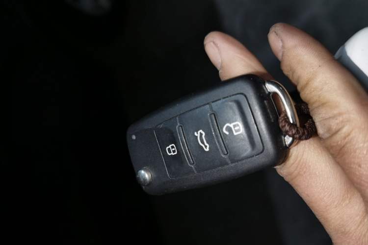 Used Volkswagen Lavida 2017 1.6L Automatic Comfort Edition
