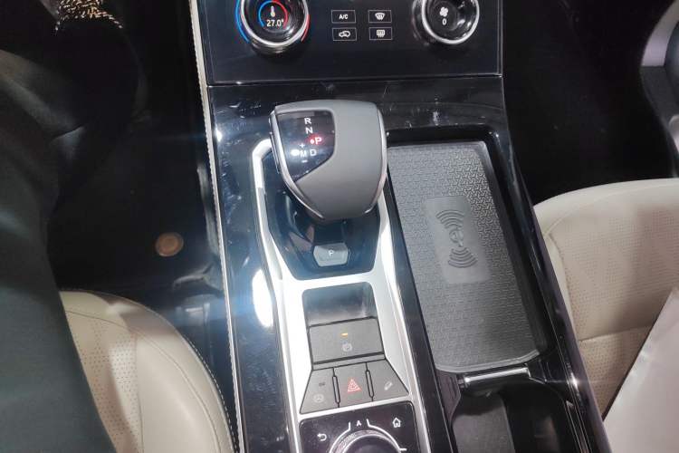 Used JETOUR X70 2023 Zhege 2.0T DCT Wolong 5-Seater