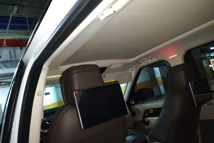 Used Land Rover Range 2021 3.0 L6 Century Extended Classic Edition