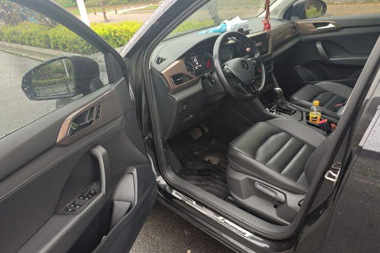 Used Volkswagen Tharu 2021 280TSI Two-Wheel-Drive Luxury Edition Driver Seat