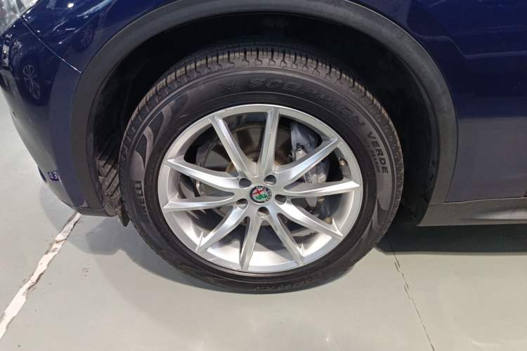 Used Alfa Romeo Stelvio 2017 2.0T 280HP Luxury Edition