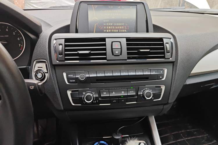 Used BMW 2 Series 2014 220i Leading Model Audio And AC Panel