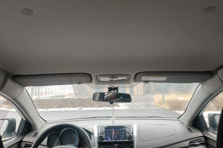 Used Toyota YARiS L Zhi Xuan 2015 1.5E Automatic Charm Edition