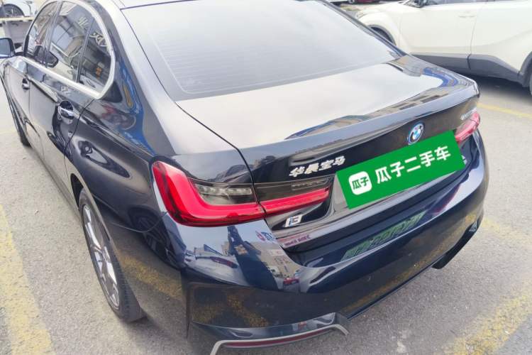 Used BMW i3 2022 eDrive 35 L
