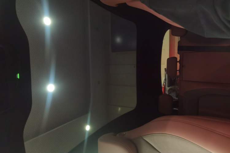 Used Nio EC6 2020 430 km Sport Version Headliner