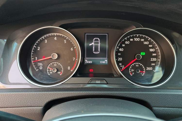 Used Volkswagen Golf 2019 1.6L Automatic Comfort Model China V Standard
