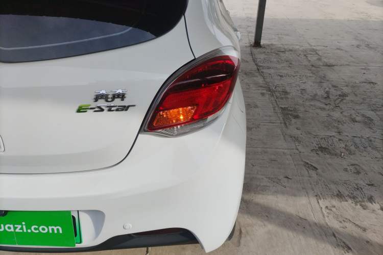 Used CHANGAN OSHAN Benni E-Star 2022 Qingxin Edition Colorful Model Lithium Iron Phosphate Right Rear Taillight