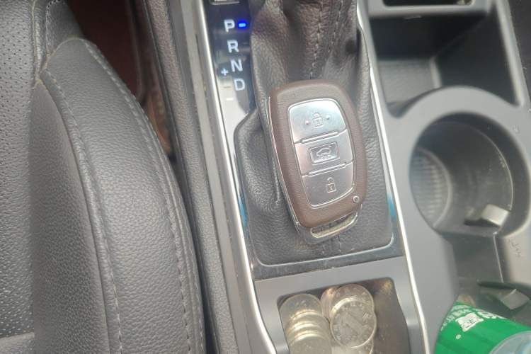 Used Hyundai Tucson 2015 2.0L Automatic Two-Wheel Drive Smart Version Vehicle Key