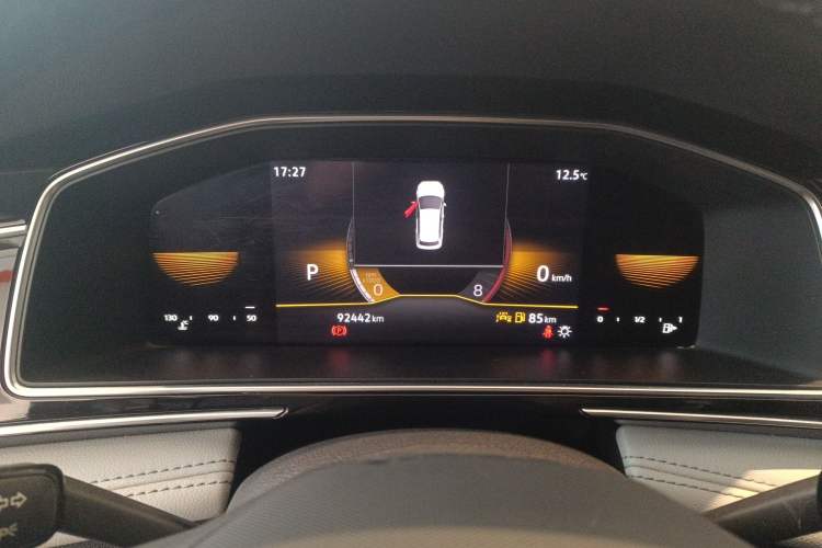 Used Volkswagen Tiguan L 2023 330TSI Automatic Two-Wheel Drive Comfort Edition Instrument Cluster