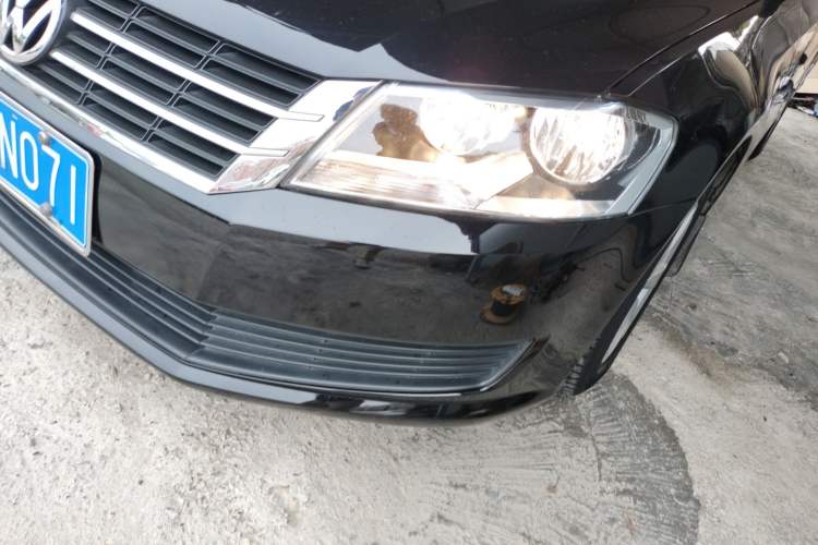 Used Volkswagen Lavida 2013 Revised Classic 1.6L Automatic Fashion Edition Left Front Headlight