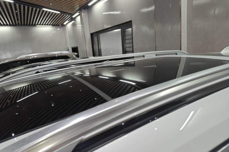 Used BMW X7 2019 xDrive40i Luxury Package with Leading Features
