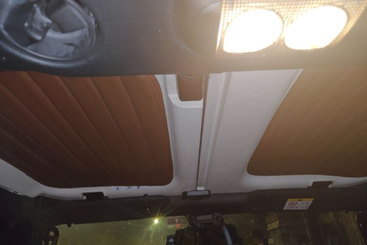 Used Jeep Wrangler 2014 2.8TD Sahara Four-Door Edition Headliner