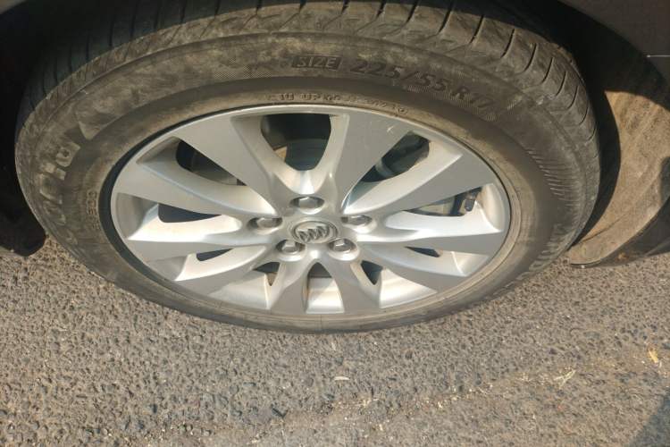 Used Buick LaCrosse 2013 2.4L SIDI Leading Comfort Version
