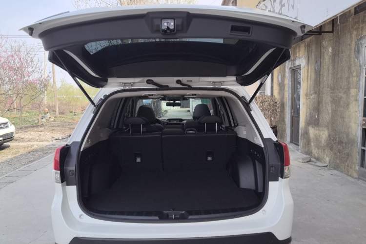 Used Subaru Forester 2024 2.5i AWD Premium Edition EyeSight Trunk