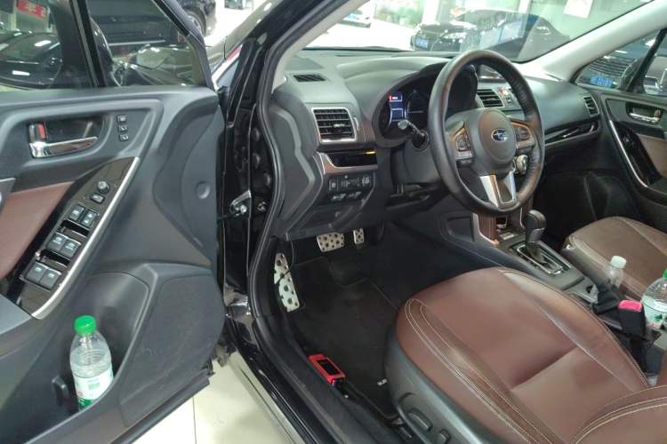 Used Subaru Forester 2016 2.5i Prestige Navigation Edition Driver Seat