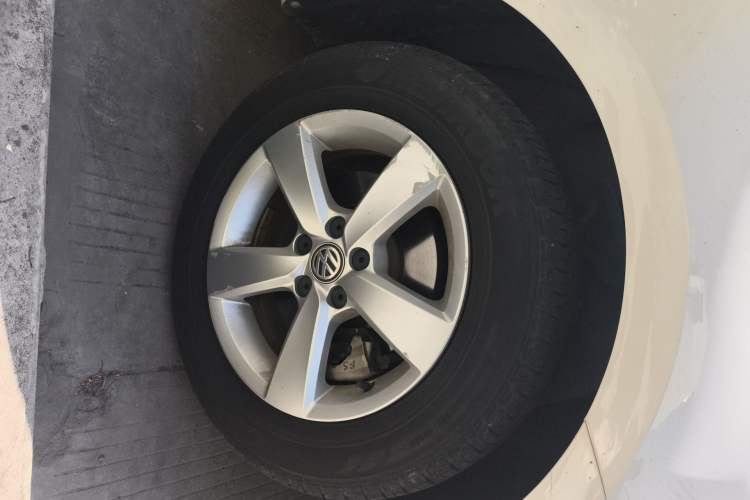 Used Volkswagen Lavida 2015 1.6L Automatic Fashion Edition