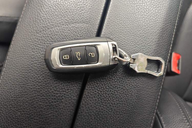 Used Geely Auto Emgrand GT 2016 2.4L Comfort Version Vehicle Key