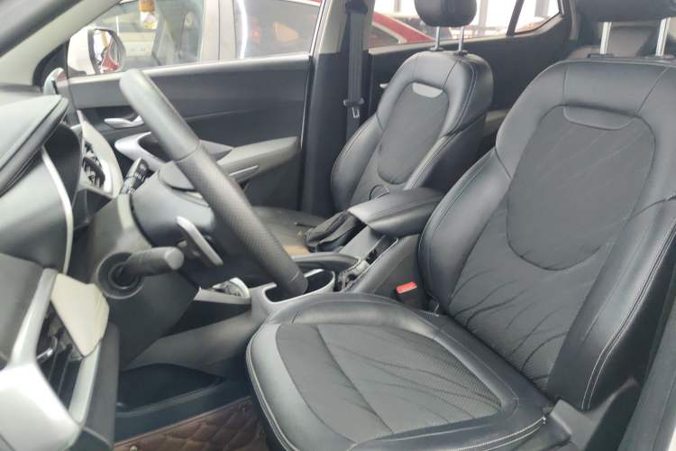 Used Baojun 510 2017 1.5L Automatic Fashion Model