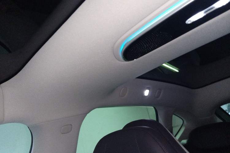 Used IM LS7 2023 77 kWh Urban Fit Rear-Wheel Drive