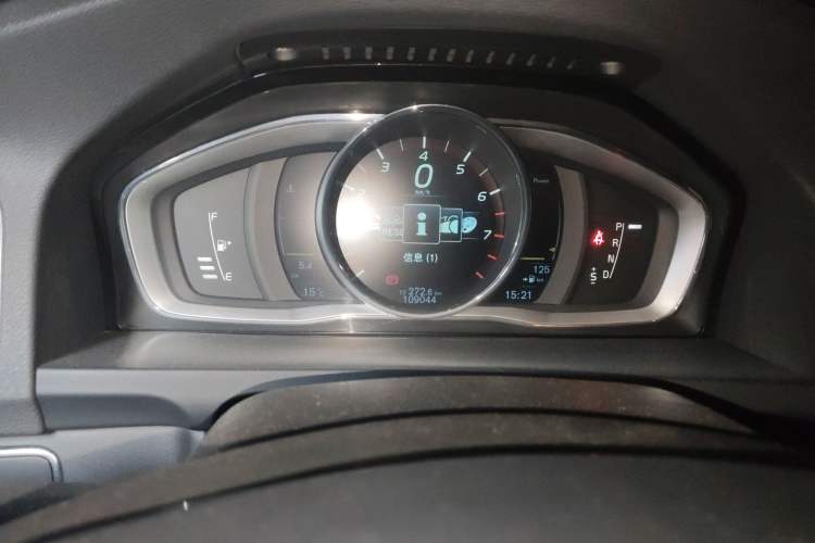 Used Volvo V60 2013 T5 Zhiya Edition Instrument Cluster