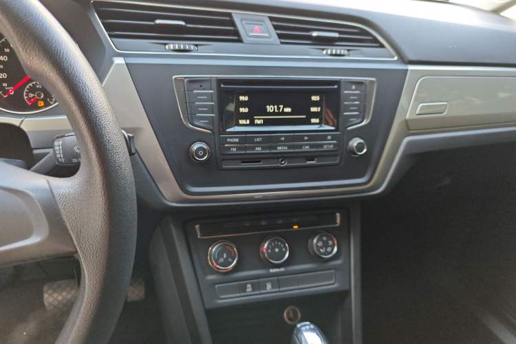 Used Volkswagen Touran 2018 Volkswagen Touran L 280TSI DSG Style Edition 7 Seats China V Emission Standard
