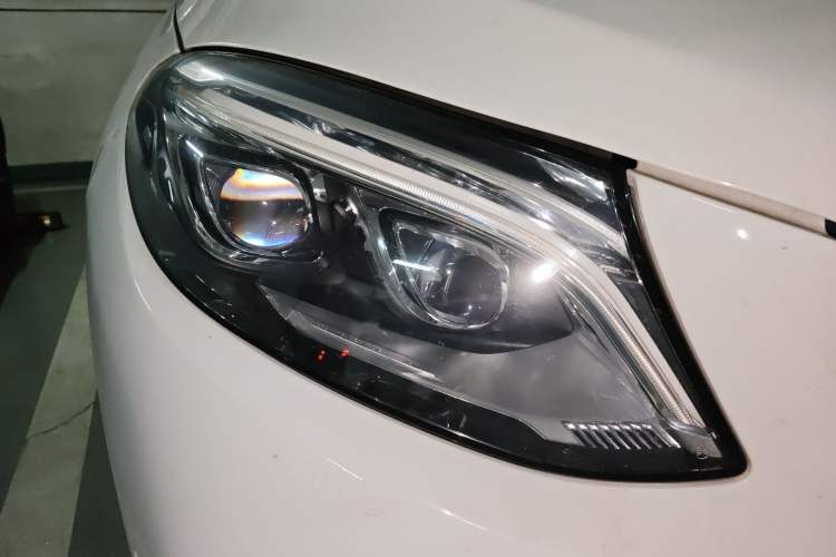 Used Mercedes-Benz GLE 2015 GLE 400 4MATIC
