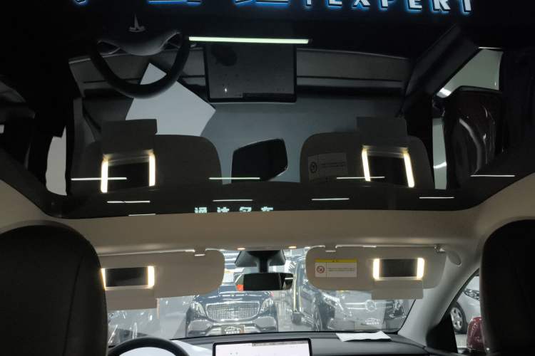 Used Tesla Model Y 2021 Long-Range All-Wheel-Drive Version