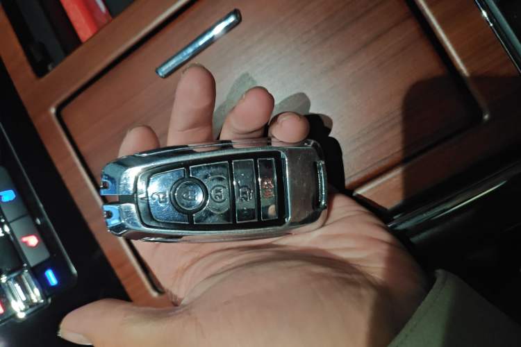 Used Lincoln Navigator 