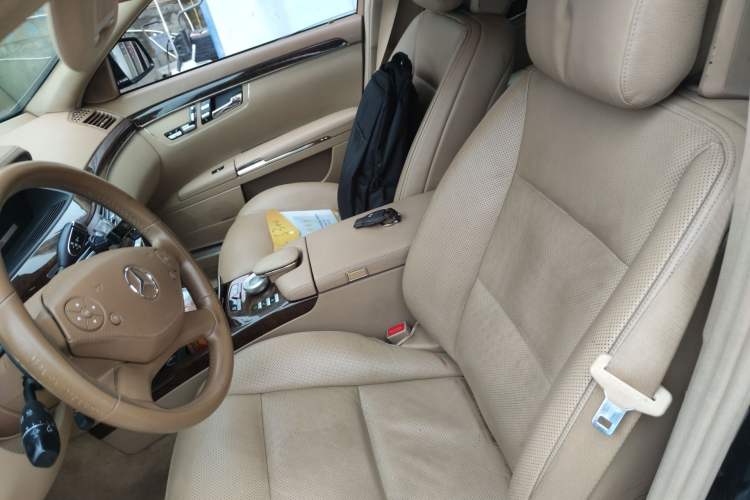 Used Mercedes-Benz S-Class 2012 S 300 L Luxury Grand Edition Left Front Seat