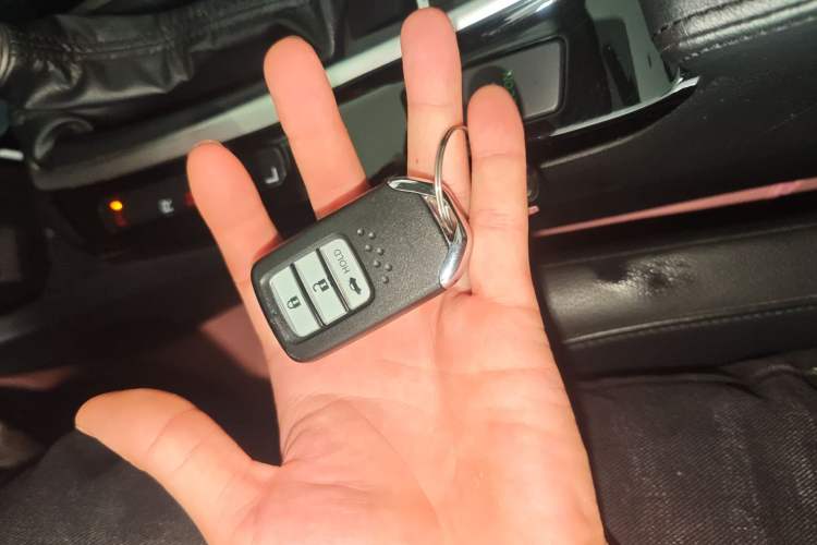 Used Honda Crider 2019 180 Turbo CVT Luxury Edition China VI Emission Standard Vehicle Key