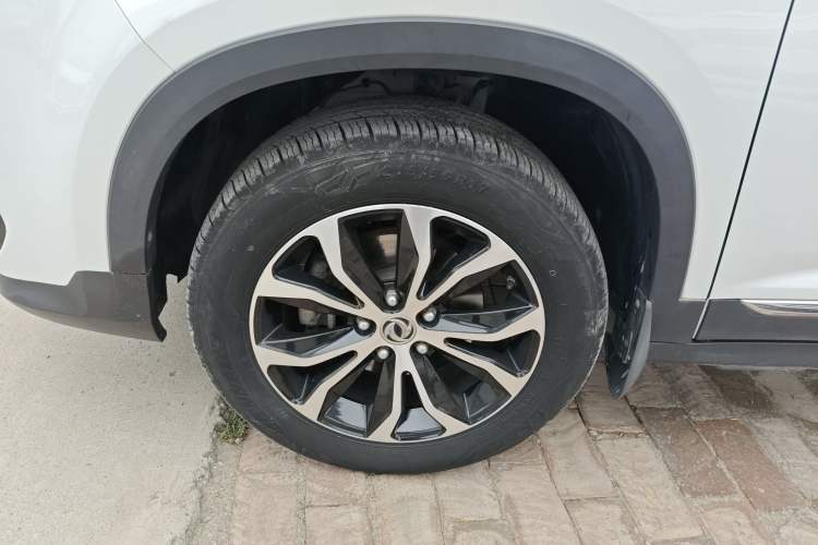 Used FORTHING Joyear X5 2017 1.6L CVT Luxury Model Exterior 4