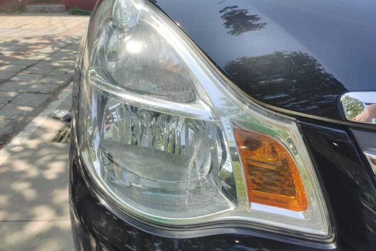 Used Nissan Sylphy 2016 Classic 1.6XE Manual Leading Edition Right Front Headlight