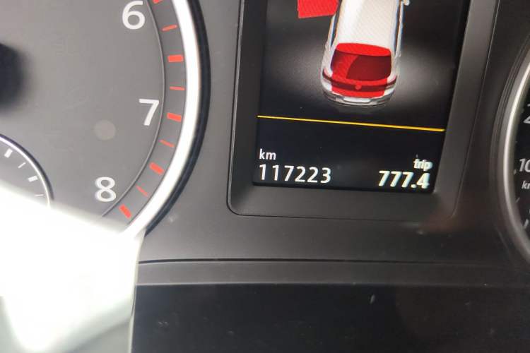 Used Volkswagen Tiguan 2015 1.8TSI Automatic All-Wheel-Drive Luxury Model