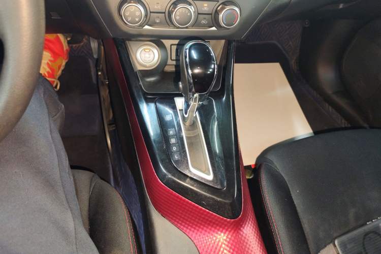 Used Nissan Lannia 2019 1.6L CVT Smart Connect Smart Cool Version China VI Standard
