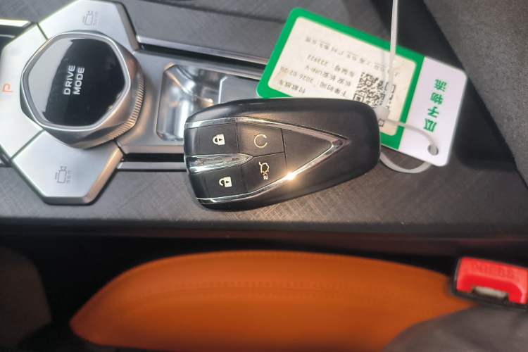 Used CHANGAN UNI-V 2024 1.5T Prestige Sport Edition
