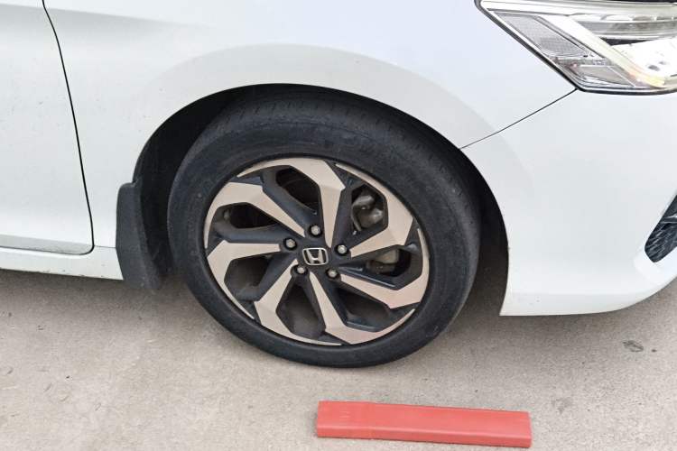 Used Honda Accord 2016 2.4L Luxury Edition
