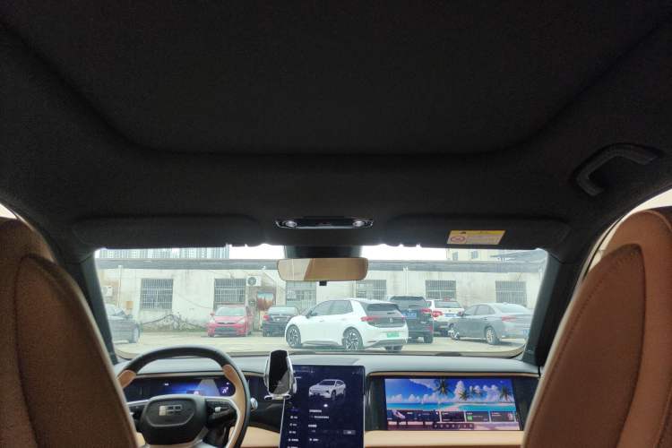 Used Geely Galaxy L7 2023 1.5T 115 km MAX Headliner