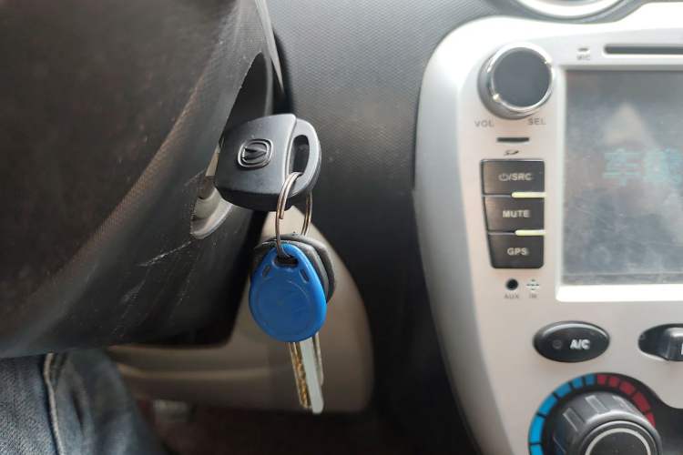 Used CHANGAN Benni mini 2012 1.0L Manual Fashion Edition China IV Standard
