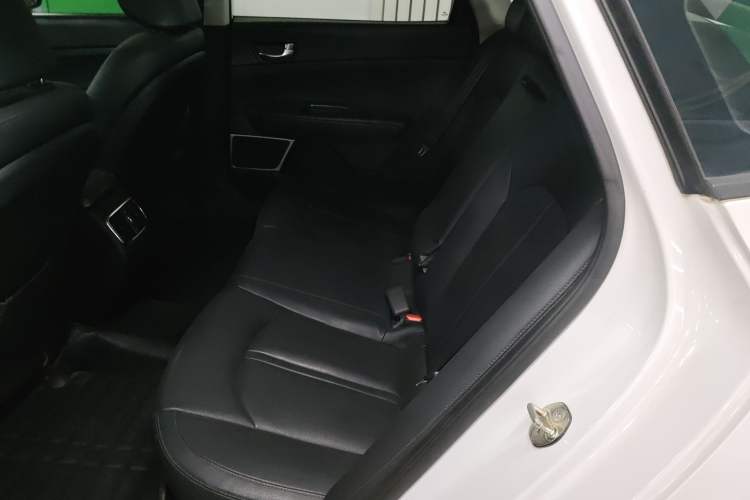 Used Kia K5 2016 1.6T Automatic LUX