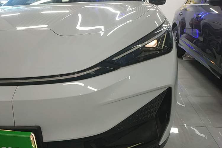 Used Volkswagen ID.UNYX 2024 Revised Pro Long-Range Version
