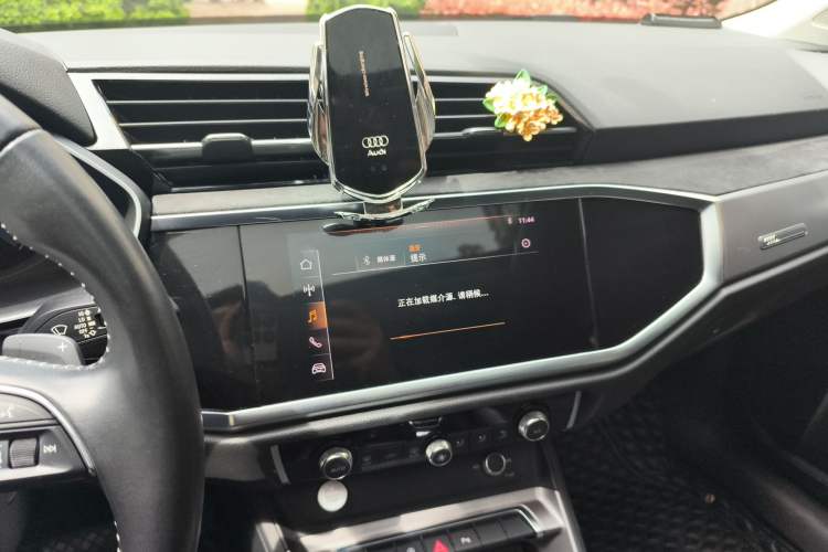 Used Audi Q3 2020 35 TFSI Fashion Dynamic Model
