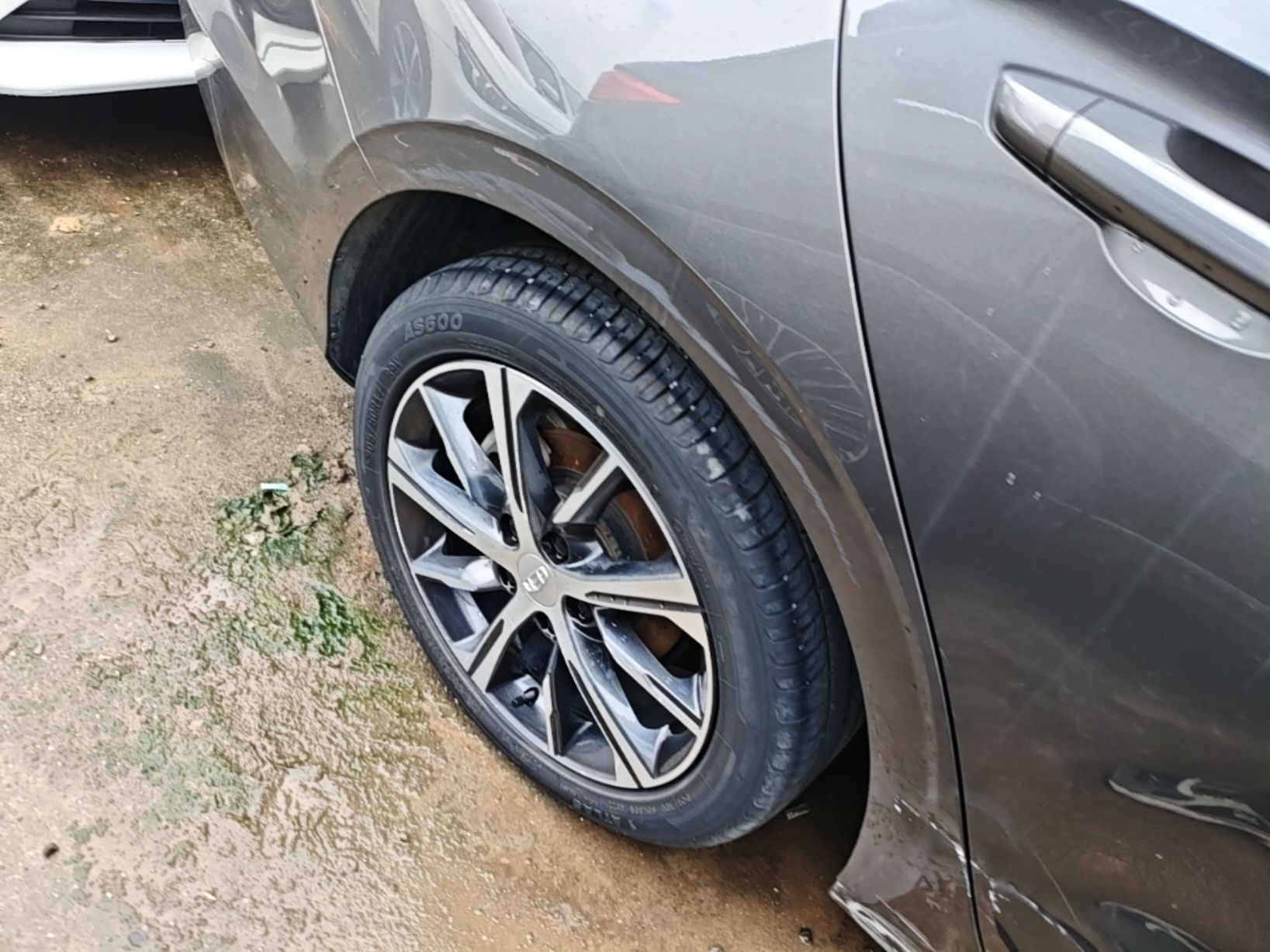 Geely Auto Emgrand 2022 4th Generation 1.5L CVT Luxury Model - Premium — снимка 11