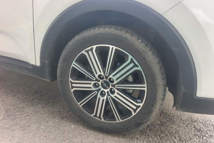 Used Kia Sportage R 2021 Ace 2.0L Splendid Edition Right Front Wheel Hub