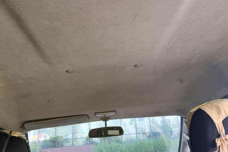 Used FORTHING Lingzhi 2015 V3 1.5L 5-Seater Special Offer Model
