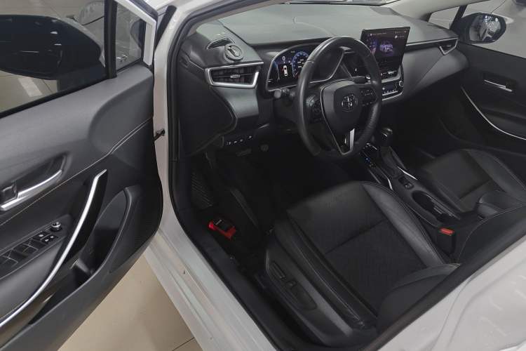 Used Toyota Levin 2023 Smart Electric Hybrid Dual-Engine 1.8L Sport Edition
