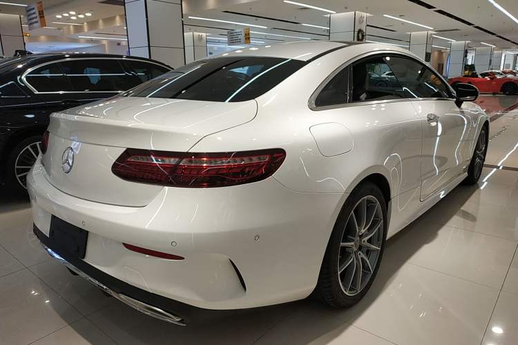Used Mercedes-Benz E-Class 2023 E 260 Coupe
