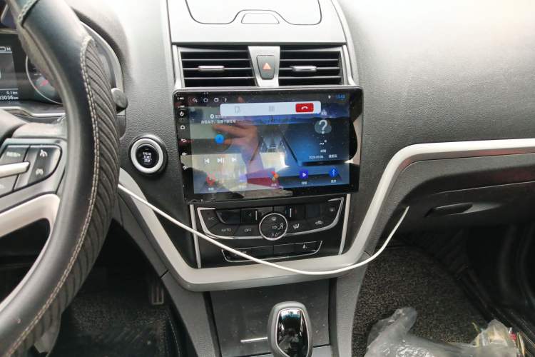 Used Geely Auto Emgrand 2016 Sedan 1.5L CVT Upward Version